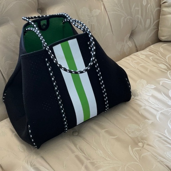 NWOT neoprene tote - Picture 5 of 5